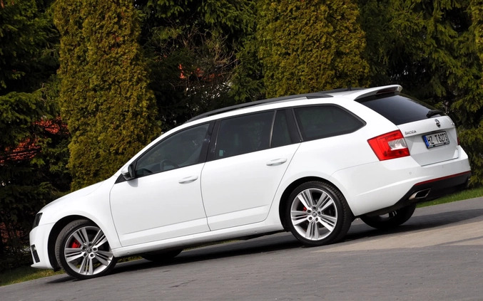 Skoda Octavia cena 57900 przebieg: 217000, rok produkcji 2017 z Myszków małe 781